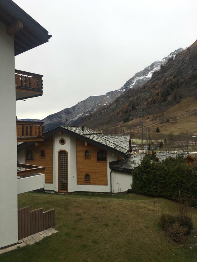 Holiday 87 Leukerbad Exterior foto